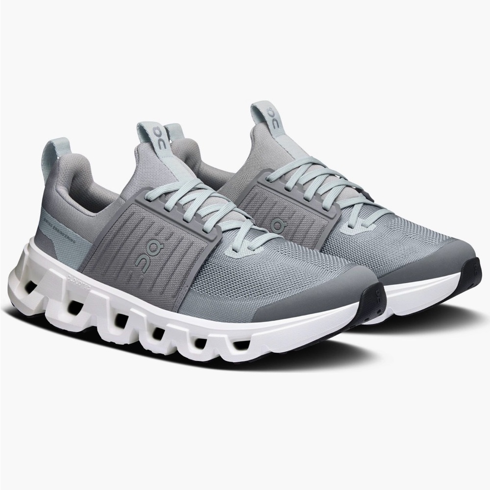 Brand New / WO Box - On Big Kids Size 4 Running Shoes (fit like a woman’s 5.5)
